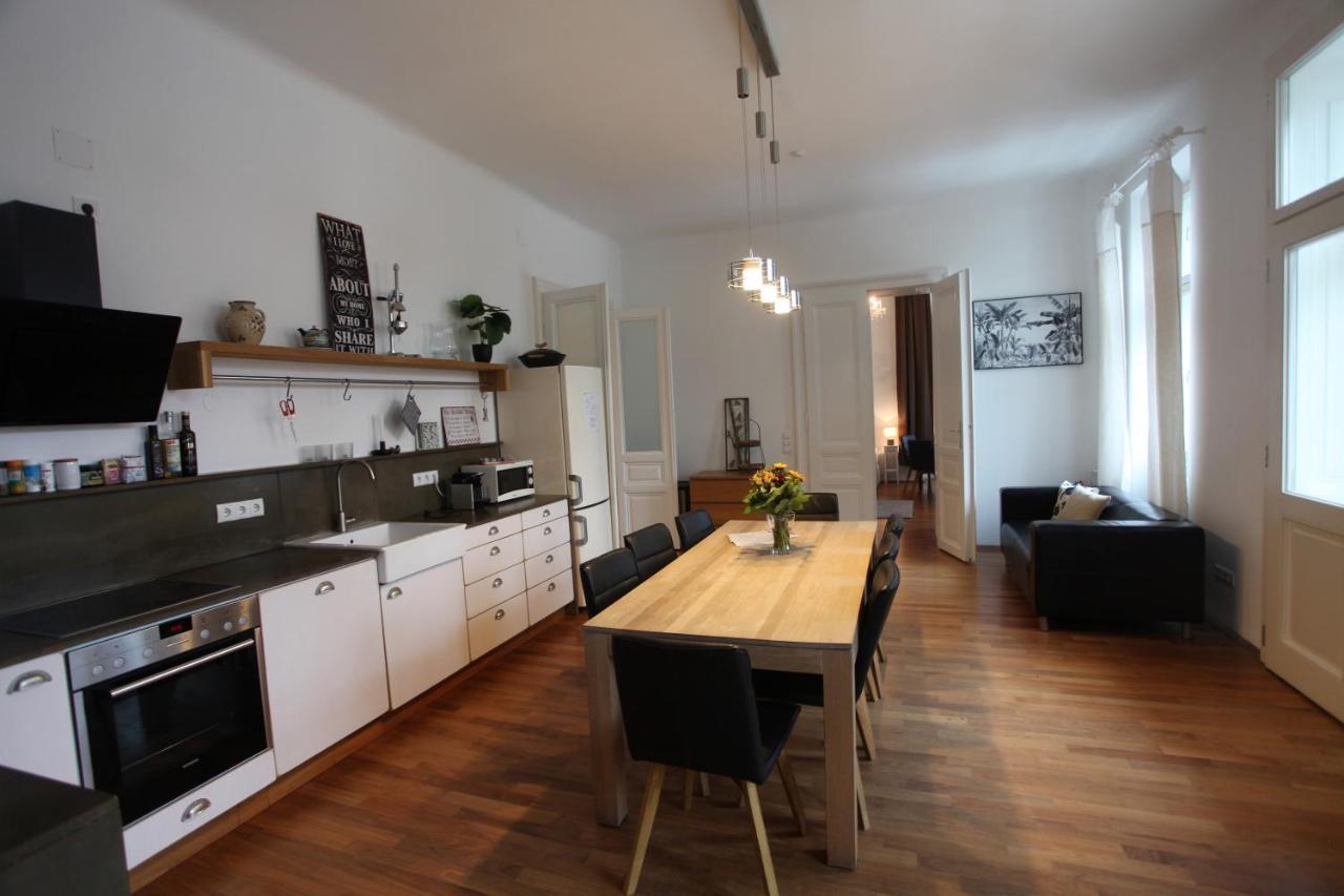 Casa Nostra - Ausgefallene Wohnung Am Augarten Bécs Kültér fotó