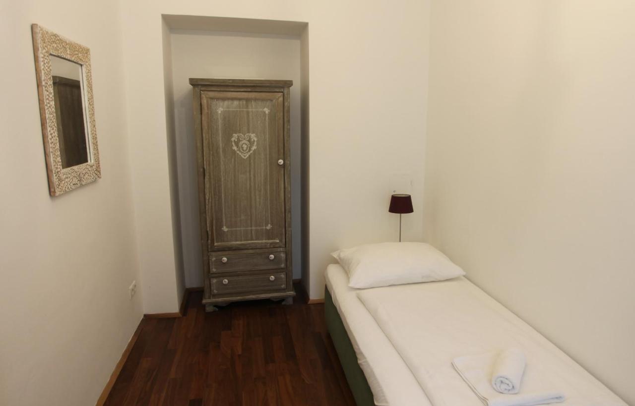 Casa Nostra - Ausgefallene Wohnung Am Augarten Bécs Kültér fotó